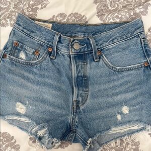 Levi’s  Premium 501 High Rise Short 

Size 24